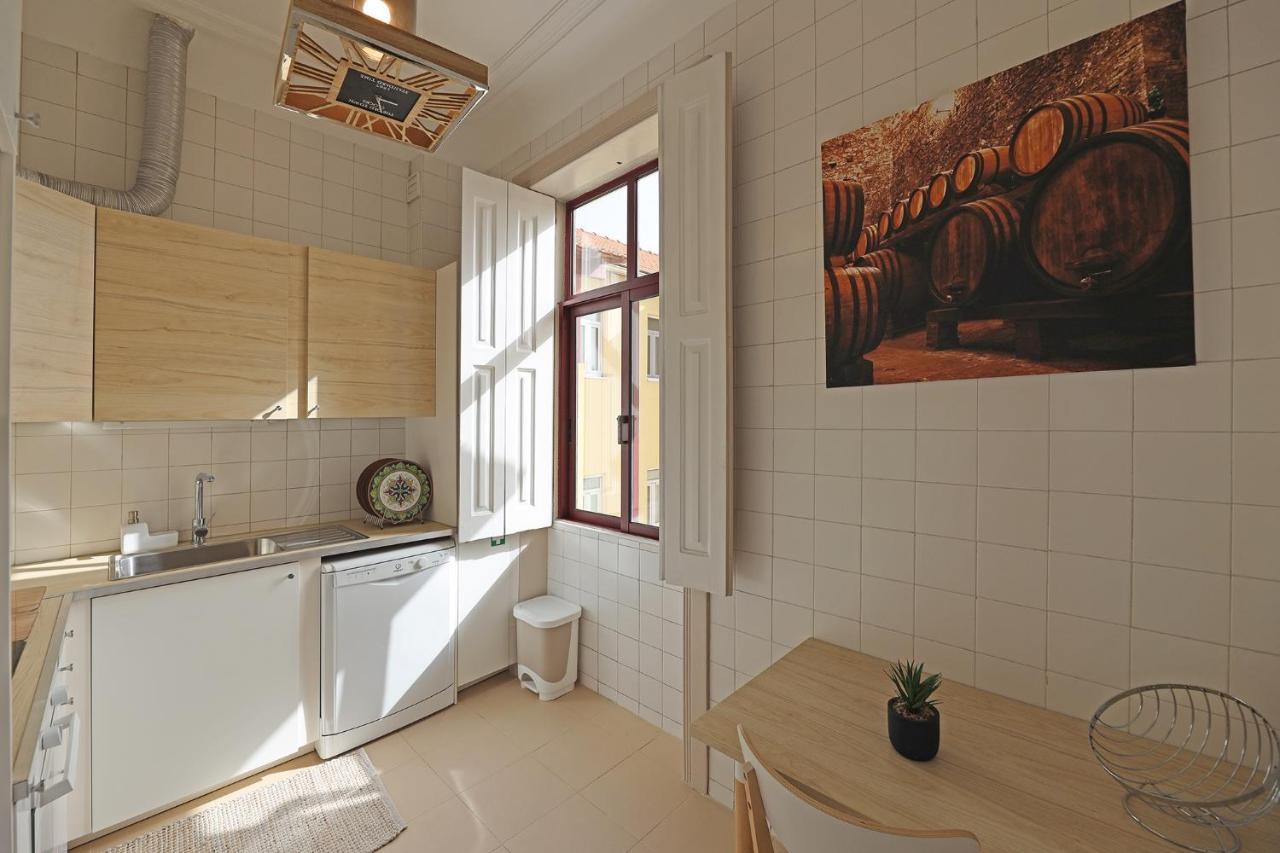 Flh Porto Classic Apartment With Parking Exteriör bild
