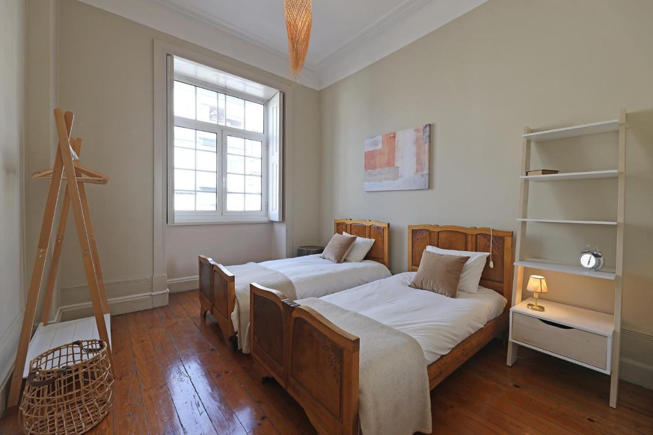 Flh Porto Classic Apartment With Parking Exteriör bild